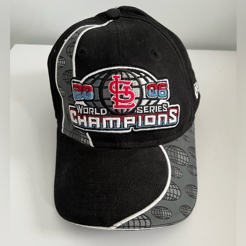 Brand New 2006 St Louis Cardinals Baseball Hat